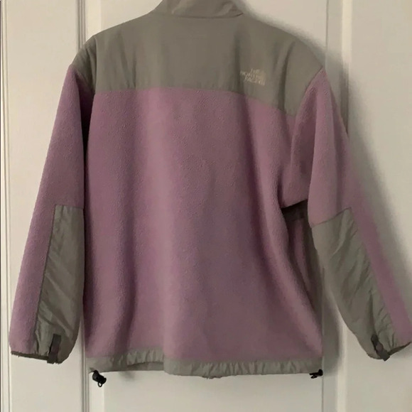 Lavender and Gray North Face Denali Fleece - Picture 2 of 8
